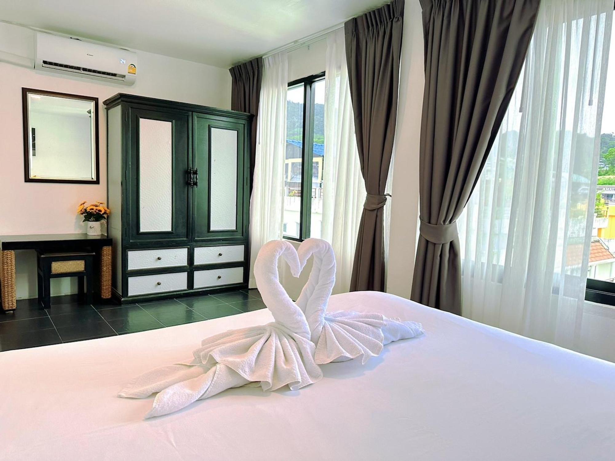 Hotel Baya Phuket Patong 객실 사진