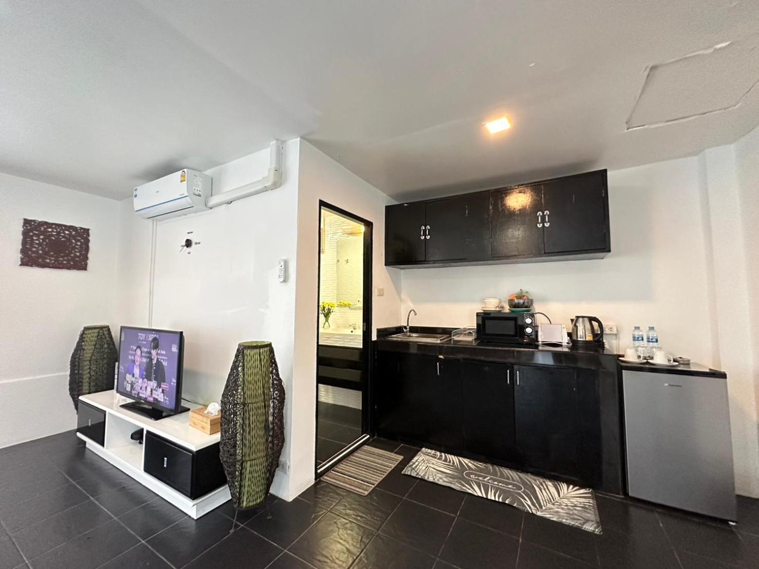 Hotel Baya Phuket Patong 외부 사진